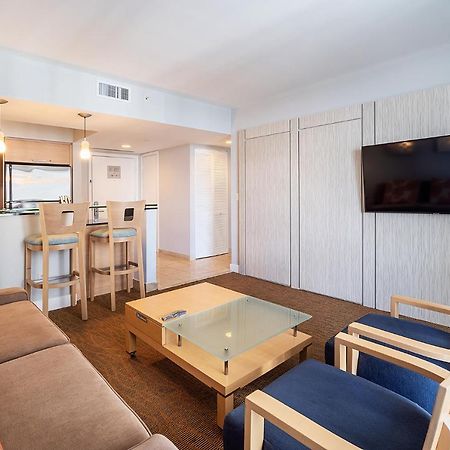 דירות מיאמי ביץ' Sunny Isles 1Bdr Sea View And Pool מראה חיצוני תמונה