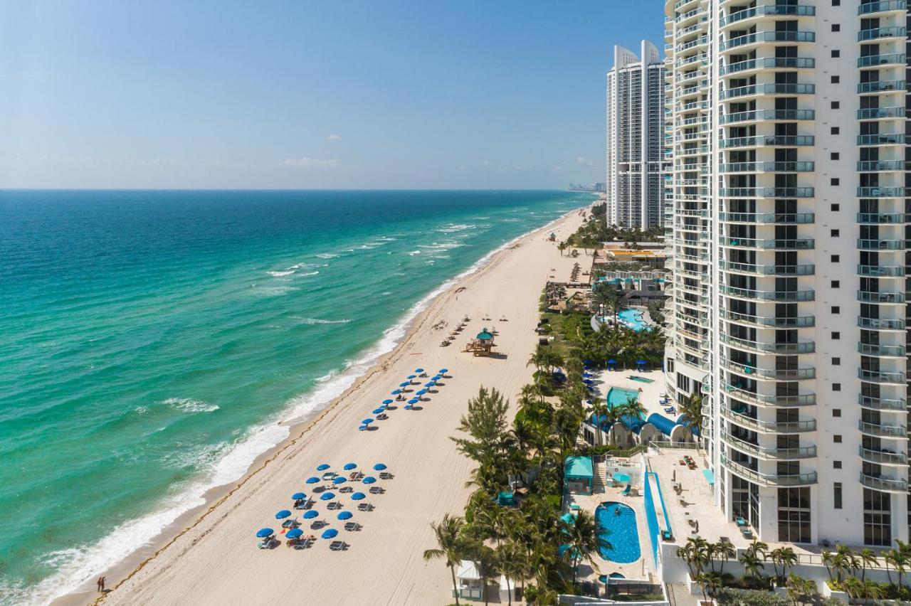 דירות מיאמי ביץ' Sunny Isles 1Bdr Sea View And Pool מראה חיצוני תמונה