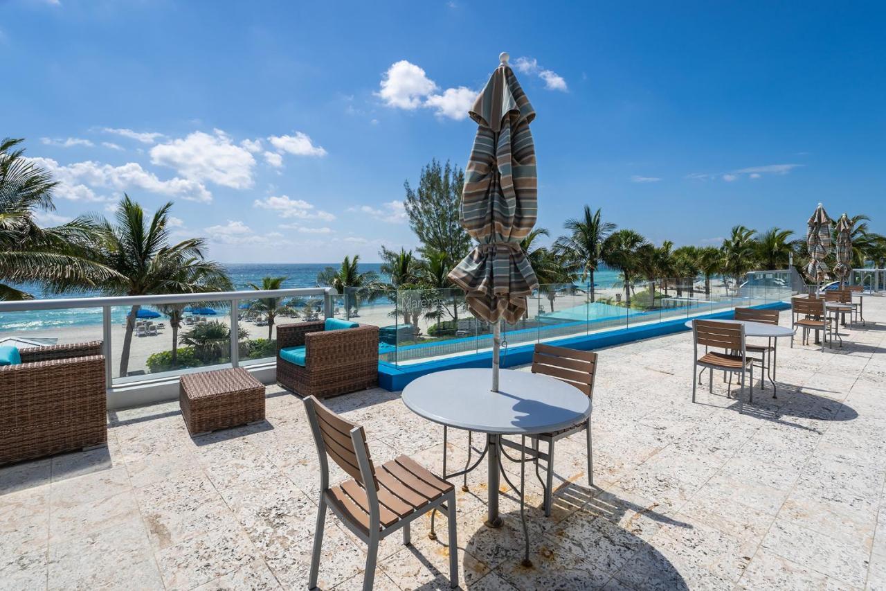 דירות מיאמי ביץ' Sunny Isles 1Bdr Sea View And Pool מראה חיצוני תמונה